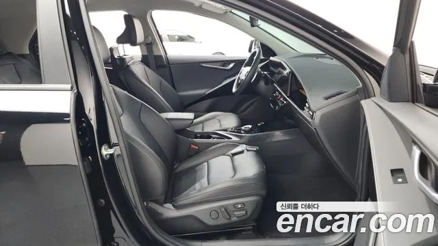 Kia Niro All Niro EV Air — Фото автомобиля 26