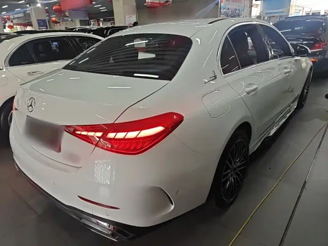 Mercedes-Benz C-Class — Фото автомобиля 6