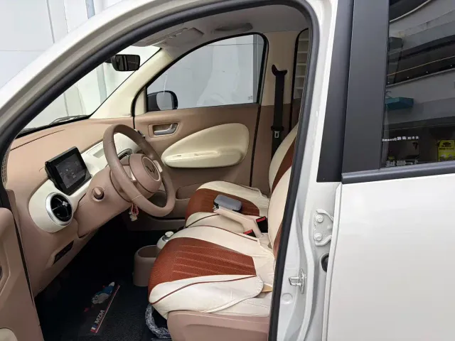 Wuling Hongguang Mini EV — Фото автомобиля 6