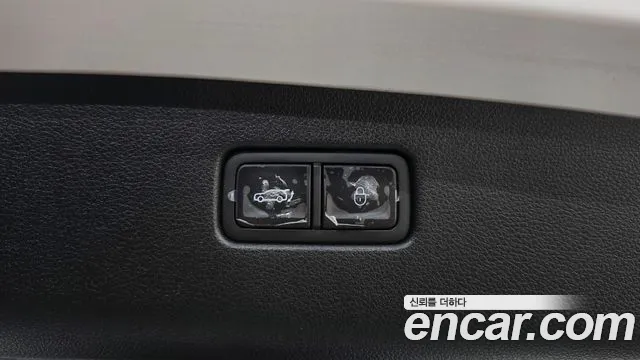 Genesis GV70 — Фото автомобиля 23