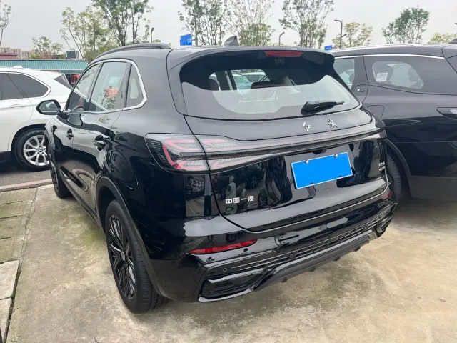 Hongqi HS5 — Фото автомобиля 6