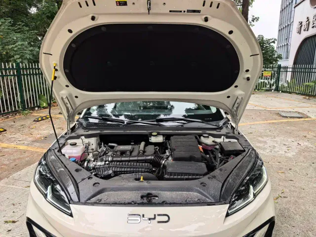 BYD Seal 06 DM-i Touring — Фото автомобиля 16