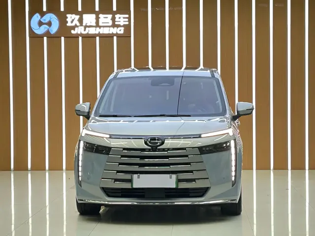 GAC Trumpchi E8 — Фото автомобиля 2
