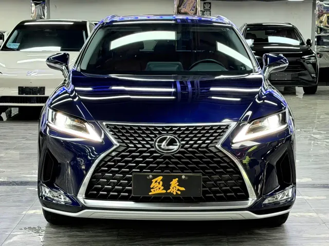 Lexus RX — Фото автомобиля 2
