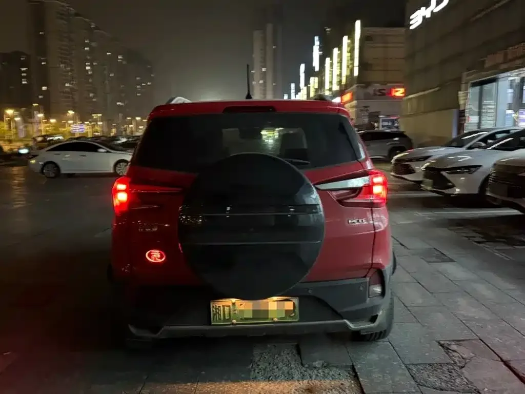 BYD Yuan Pro 2021 401KM Luxury Model — Фото автомобиля 5