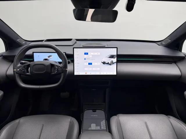 Lynk & Co Z20 — Фото автомобиля 12