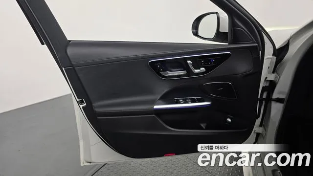 Mercedes-Benz C-Class — Фото автомобиля 22