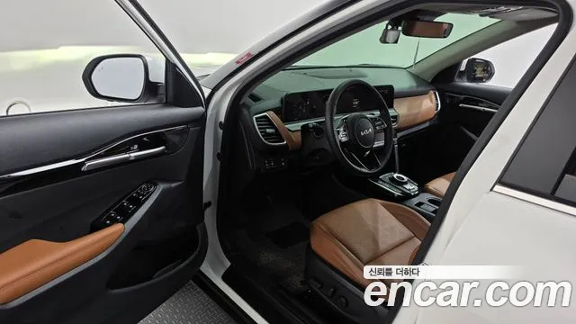 Kia Seltos Бензин 1.6 турбо 2WD — Фото автомобиля 9