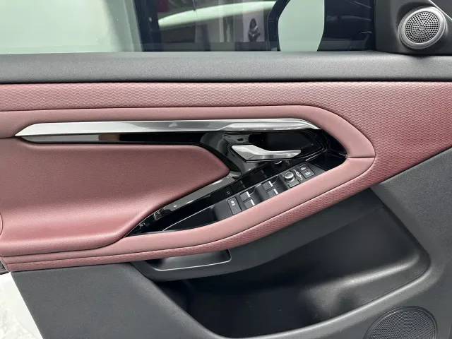 Land Rover Range Rover Evoque — Фото автомобиля 16