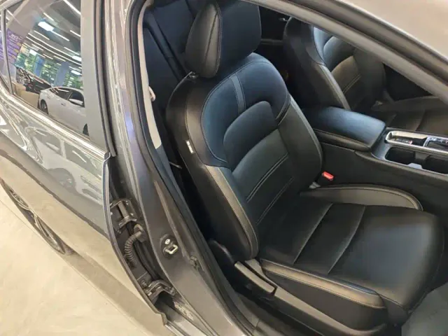 Nissan Sylphy — Фото автомобиля 24