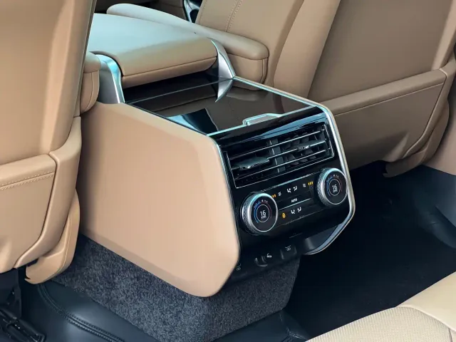 Land Rover Range Rover — Фото автомобиля 13