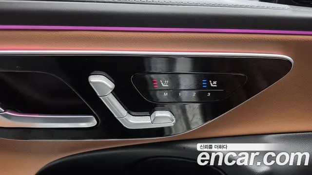 Mercedes-Benz E-Class — Фото автомобиля 28