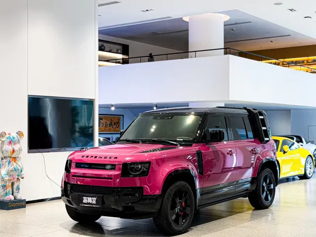 Фотография автомобиля — Land Rover Defender