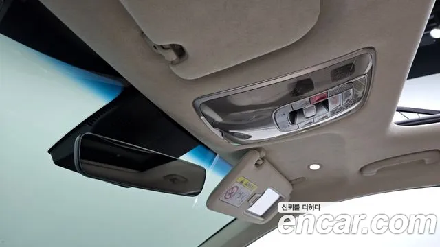 Genesis GV70 — Фото автомобиля 26