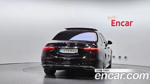 Mercedes-Benz S-Class — Фото автомобиля 4