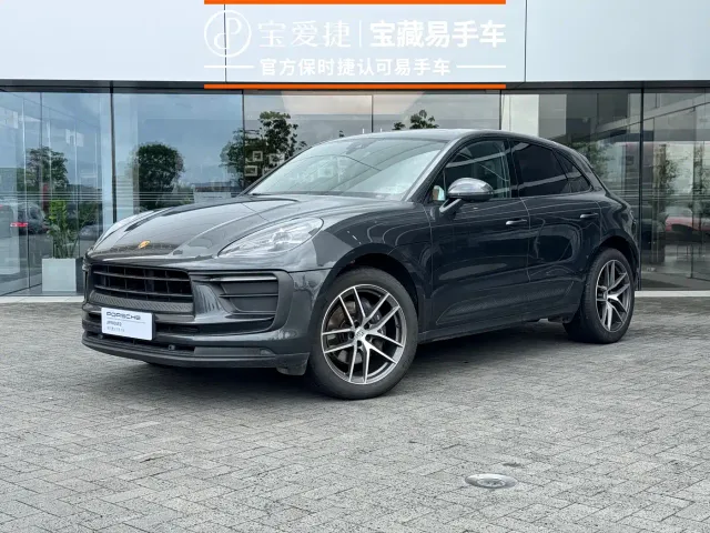 Фотография автомобиля — Porsche Macan