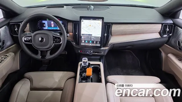 Volvo S90 — Фото автомобиля 10