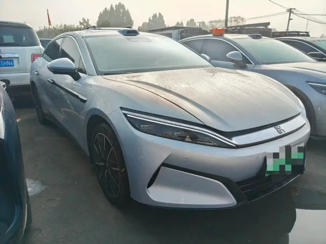 BYD Han L — Фото автомобиля 3