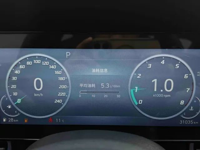 Hyundai Elantra — Фото автомобиля 23