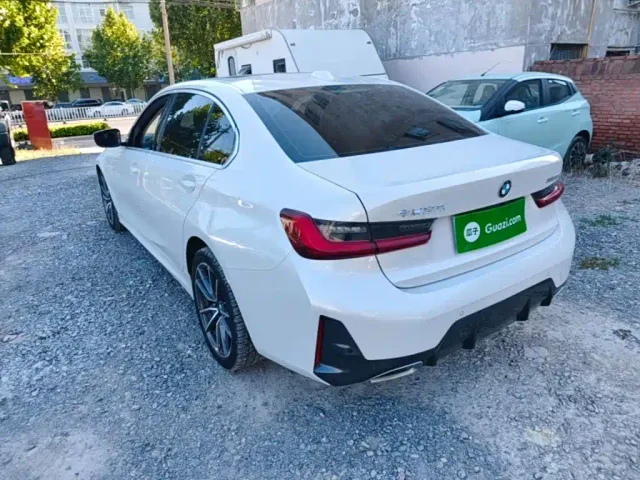 BMW 3 Series — Фото автомобиля 4