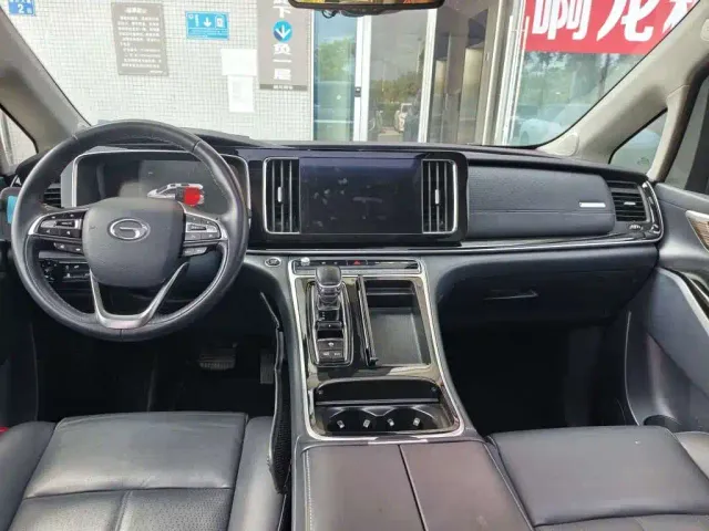 GAC Trumpchi M8 — Фото автомобиля 8