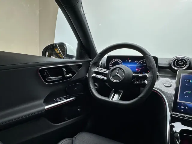 Mercedes-Benz C-Class — Фото автомобиля 11
