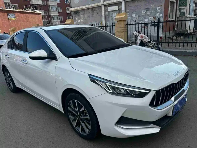Kia K3 — Фото автомобиля 3