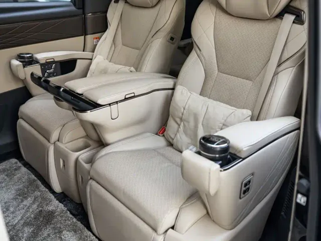 Toyota Alphard — Фото автомобиля 19