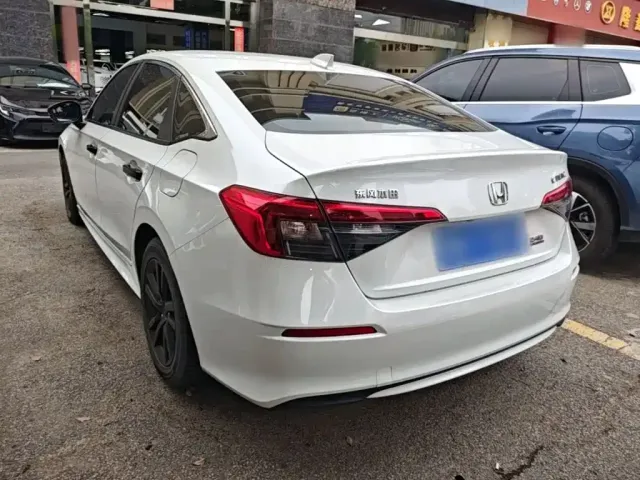 Honda Civic — Фото автомобиля 4