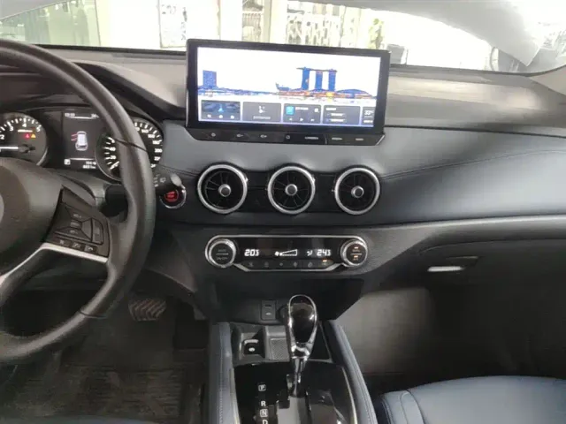 Nissan X-Trail — Фото автомобиля 12