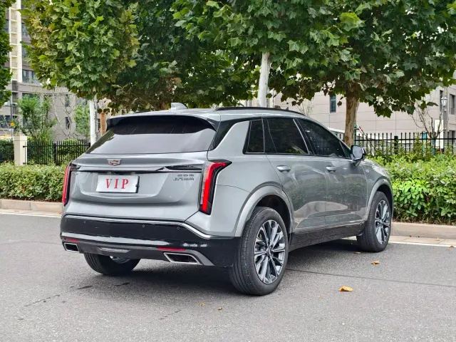 Cadillac XT5 — Фото автомобиля 9