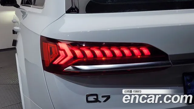 Audi Q7 45 TDI quattro Premium — Фото автомобиля 20