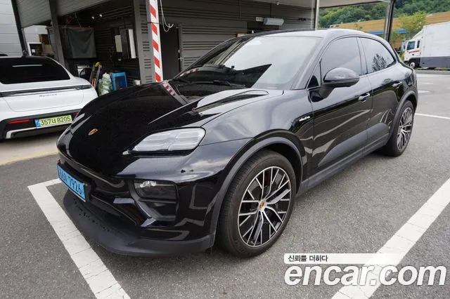 Porsche Macan — Фото автомобиля 5