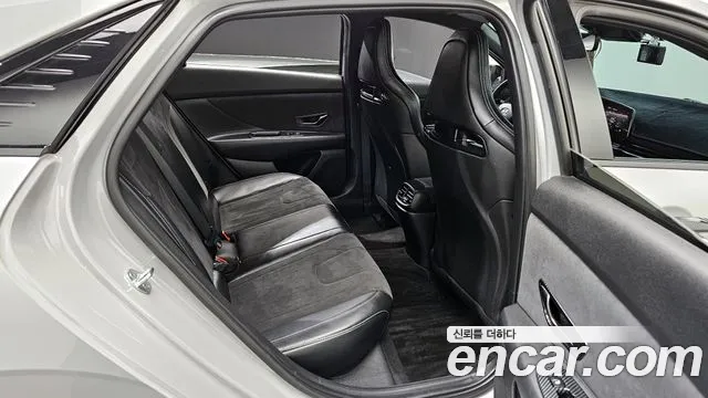 Hyundai AVANTE — Фото автомобиля 11