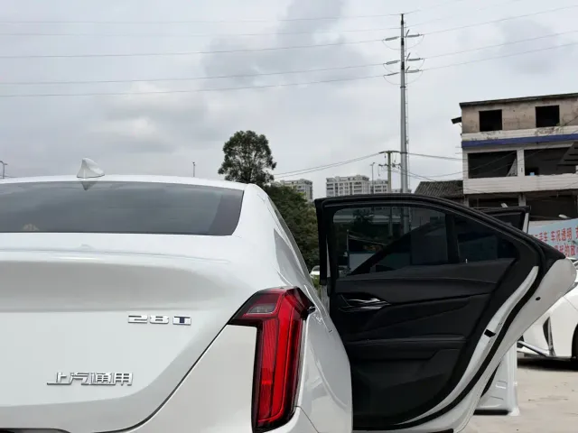 Cadillac CT4 — Фото автомобиля 20