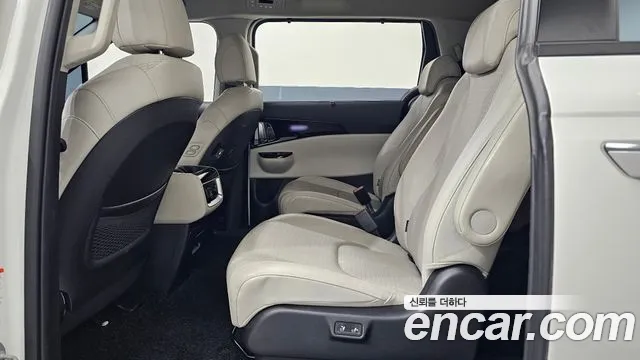 Kia Carnival 4th Gen — Фото автомобиля 16