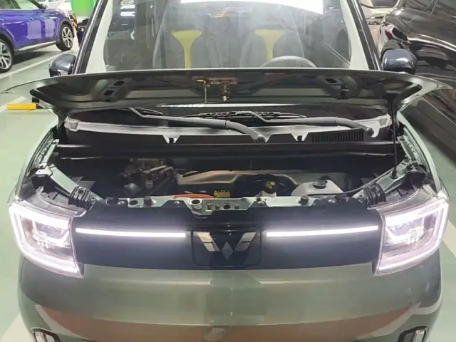 Wuling Hongguang Mini EV — Фото автомобиля 19