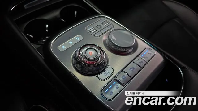 Genesis G90 Бензин 3.5 турбо AWD — Фото автомобиля 9