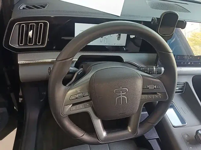 BYD Song Pro — Фото автомобиля 10