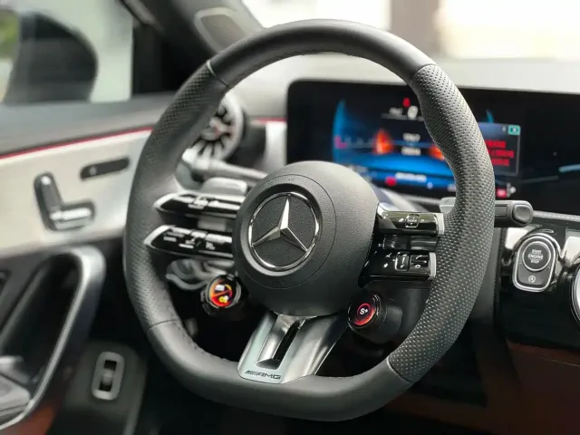 Mercedes-Benz A-Class AMG — Фото автомобиля 8