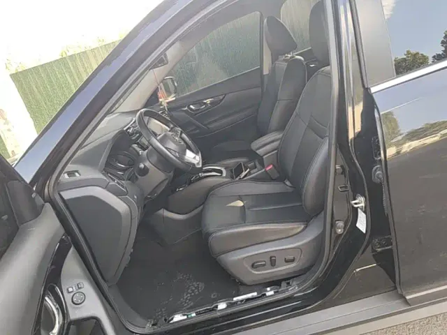 Nissan X-Trail — Фото автомобиля 14
