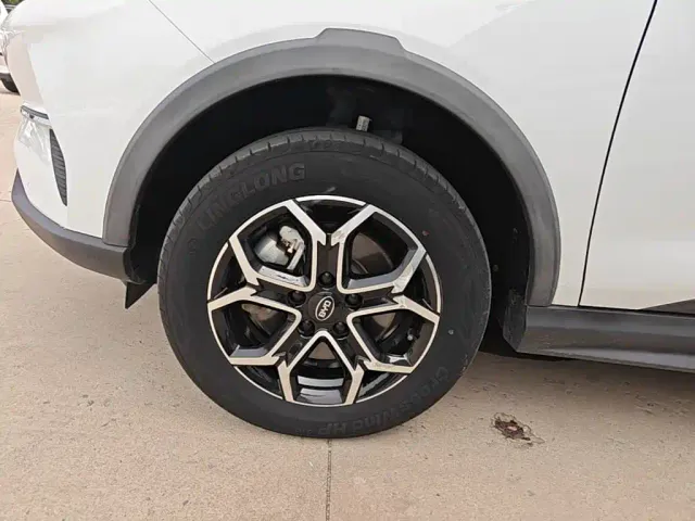 BYD Yuan Pro — Фото автомобиля 22