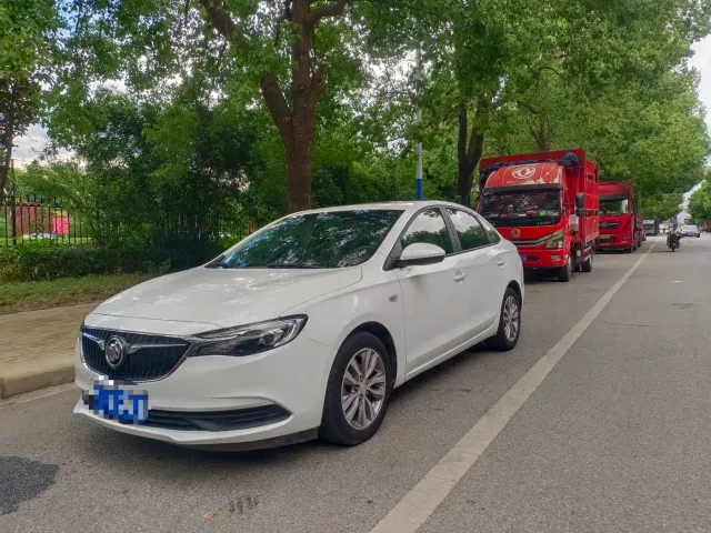 Фотография автомобиля — Buick Excelle