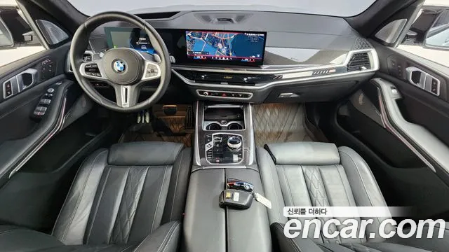 BMW X7 M60i xDrive M Sport 6 мест — Фото автомобиля 7
