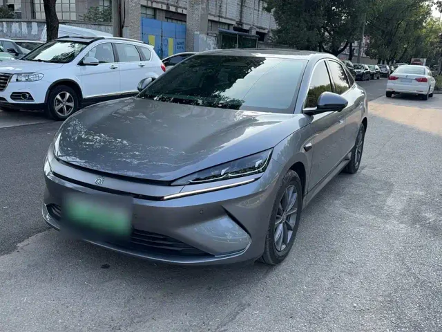 BYD Qin L — Фото автомобиля 2