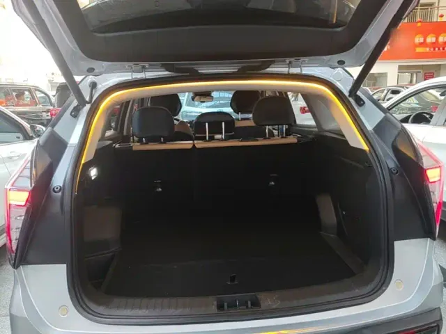 Geely Boyue L — Фото автомобиля 18