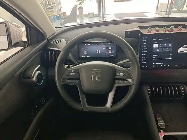 BYD Yuan PLUS — Фото автомобиля 10