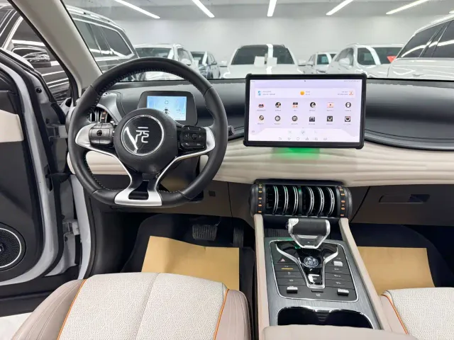BYD Yuan PLUS — Фото автомобиля 16