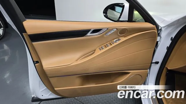 Genesis G80 Бензин 2.5 турбо AWD — Фото автомобиля 23
