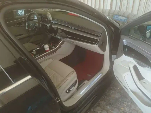 Audi A8 — Фото автомобиля 5